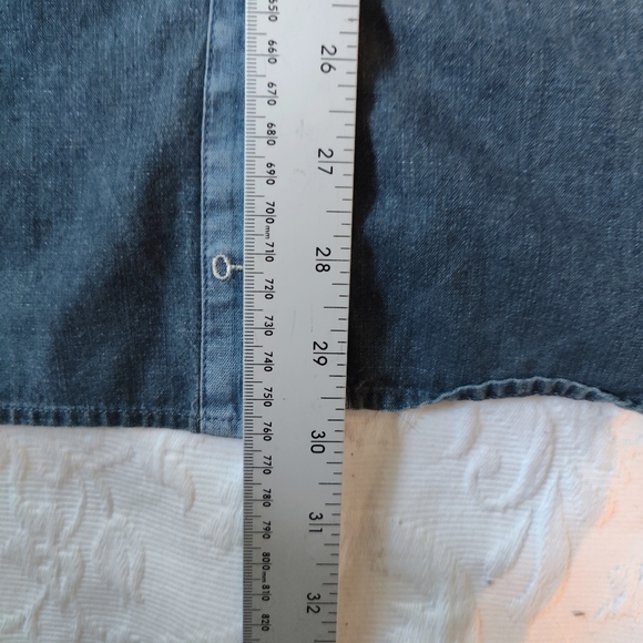 What Goes Around Comes Around chambray men's button down shirt. Small. - Picture 4 of 7